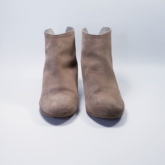 Kenneth Cole Reaction Pil-age Ankle Booties Tan Suede Back Zip Tassels Size 6.5 - Picture 7 of 11